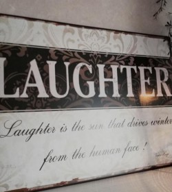 Skilt Laughter.. 26,5x35 cm. - 2