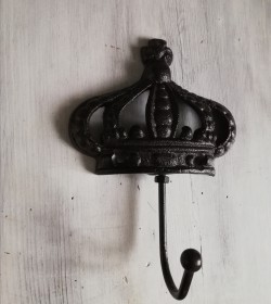 Brun krone knage H: 15 cm.
